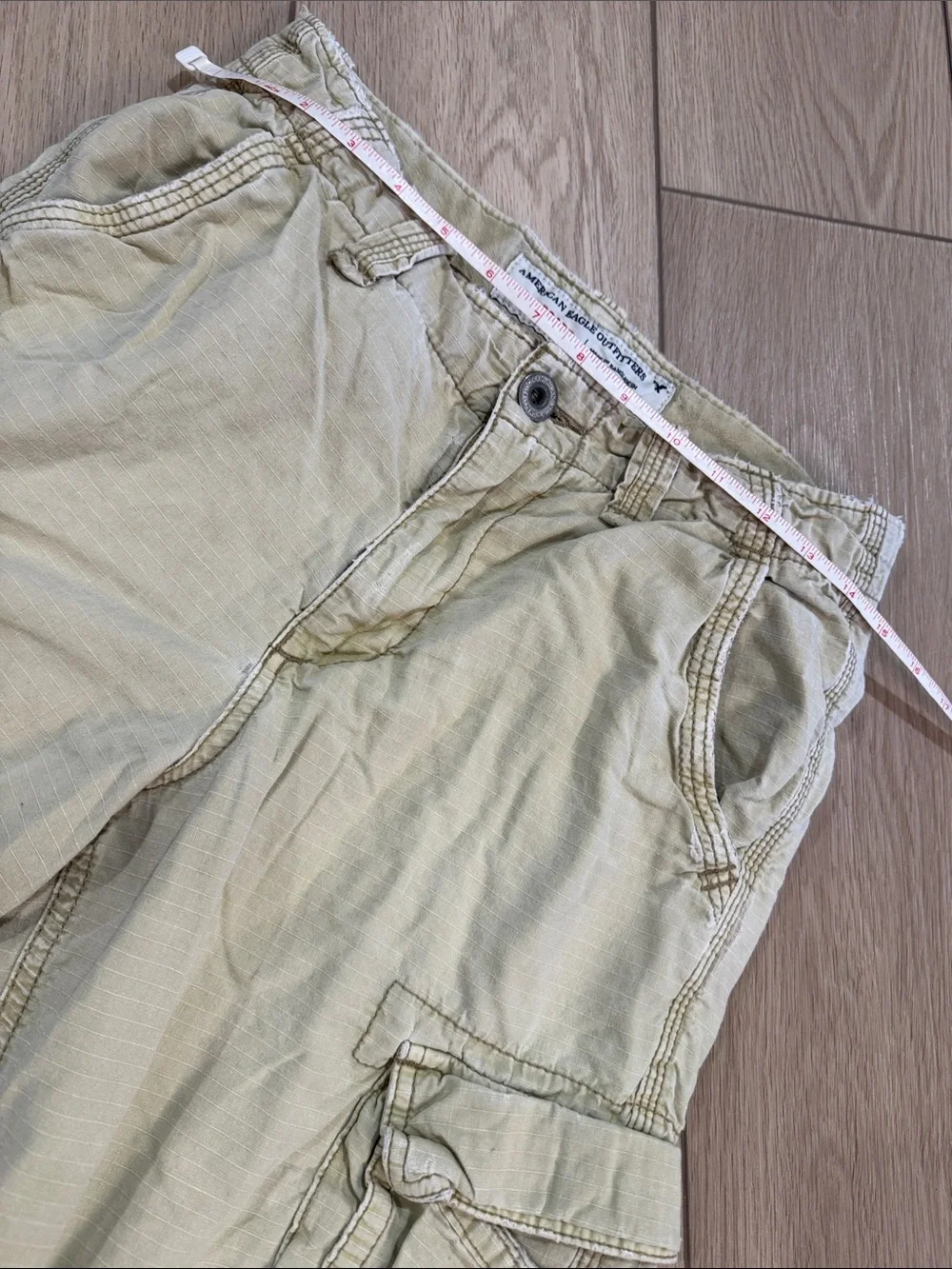 Y2K 90s American Eagle Longboard Cargo Shorts Distressed Size 28